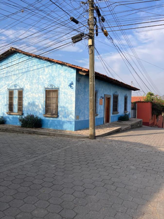 Hostel Iguana Azul Copán Екстериор снимка